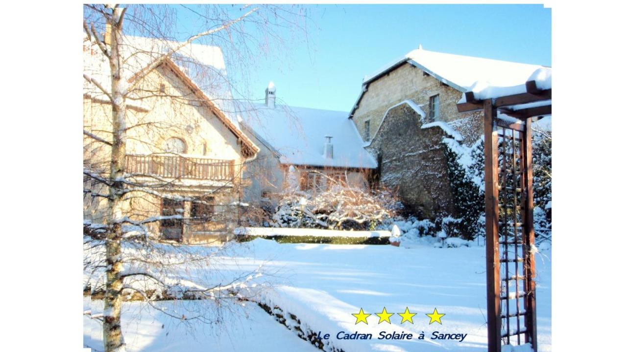 Le Cadran Solaire Romance Classe 3 Etoiles Et 3 Cles Sancey Exteriör bild